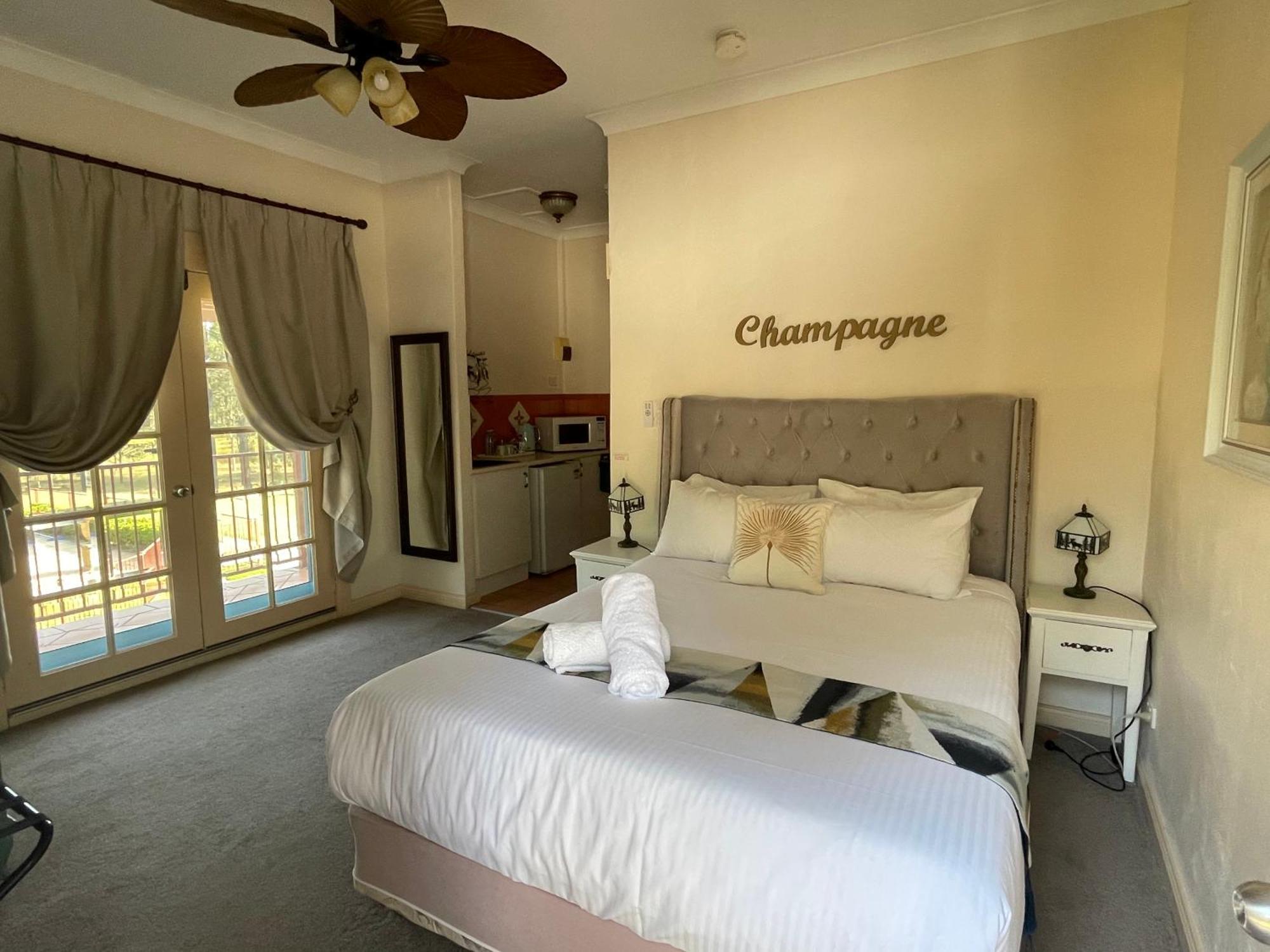 Villa Provence Поколбин Екстериор снимка