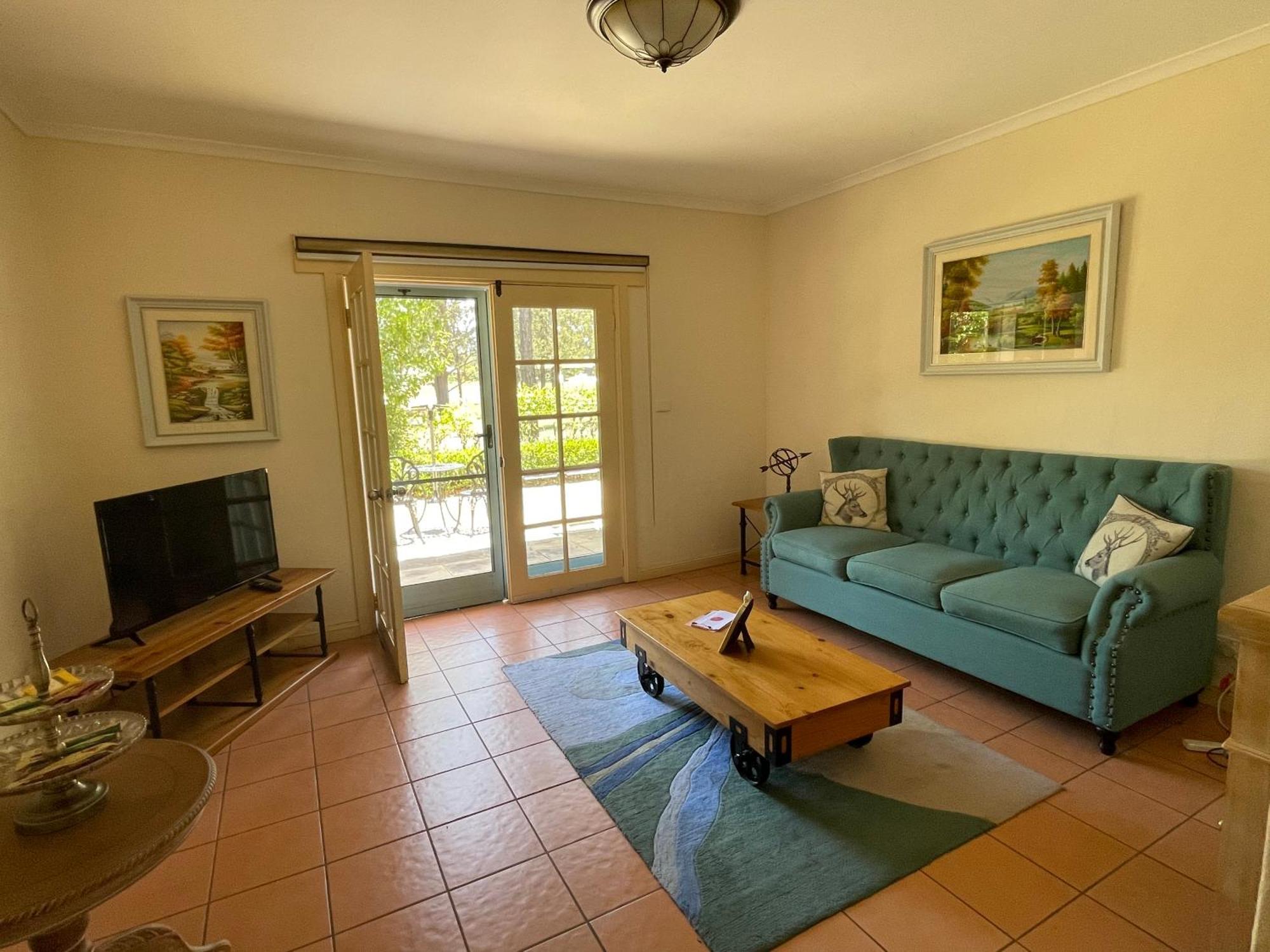 Villa Provence Поколбин Екстериор снимка